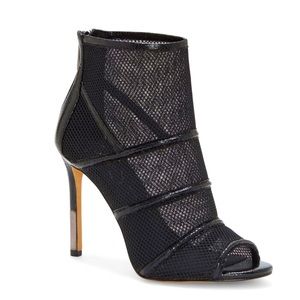 Jessica Simpson Jassie black bootie size 7.5 stiletto meah silver heel